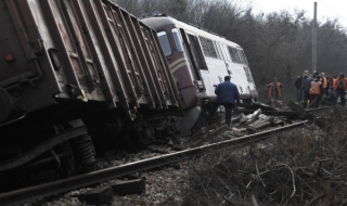 Министър Папазов за жп катастрофата: Това е чист терористичен акт