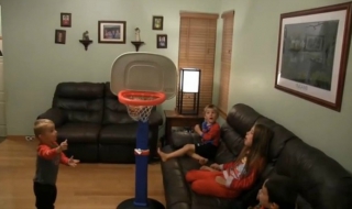 Няма невъзможни неща за детето-чудо (ВИДЕО)