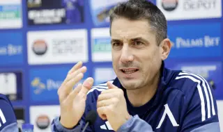 Треньорът на Левски: Ако трябва, 100 пъти ще повторя решението си за състава