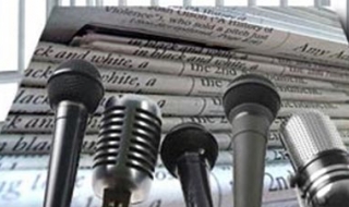 Трима министри в оставка сключват ударно договори с медии