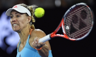 И шампионката при жените отпадна от Аустрелиън Оупън