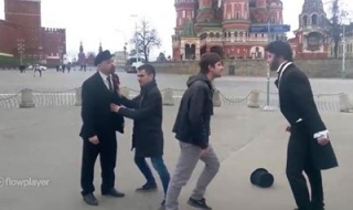 Пушкин „се дуелира” и с Ленин (Видео)