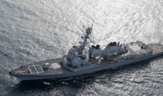 Американски ракетен разрушител навлезе в Черно море, руските военни го проследяват