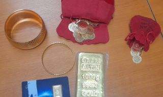 Хванаха над 1.2 кг злато в кола с българска регистрация, пътуваща от Турция за България