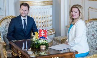 Президентът прие оставките на двама министри в Словакия
