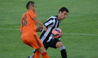 Ръководството на Локомотив обмисля да извади тима от „А“ група