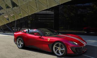 Ferrari представи ексклузивното SP51 направено само в един екземпляр