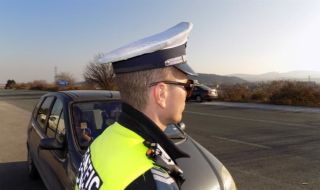 Хванаха 24 пияни и 12 дрогирани шофьори на пътя