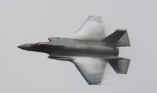 Испания отложи купуването на американски изтребители F-35, търси европейски алтернативи