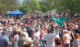 Скандали и освирквания белязаха националния събор на русофилите