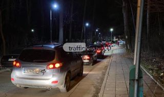 Полиция окупира Гребната база в Пловдив