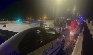 Полицията в Бургас залови 7 нелегални мигранти след преследване