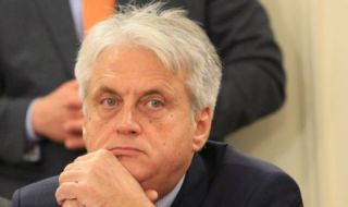 Премиерът Янев: Не бих квалифицирал думите на Рашков, като заплаха