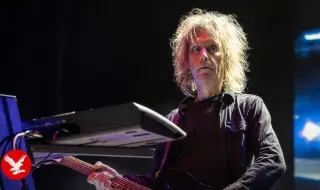 Почина Пери Бамонте от The Cure ВИДЕО