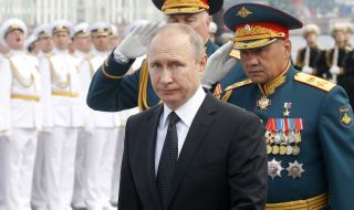 Агент на КГБ: Путин трябва да бъде елиминиран, във военен смисъл той е абсолютен идиот
