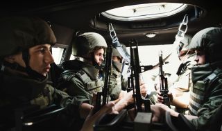 Войната в Донбас е "практически неизбежна"