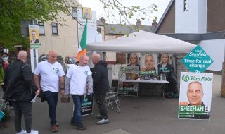 Северна Ирландия: Националистите печелят регионалните избори 