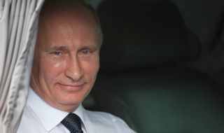 Първото пътуване в чужбина на Путин след издаването на заповед за арест
