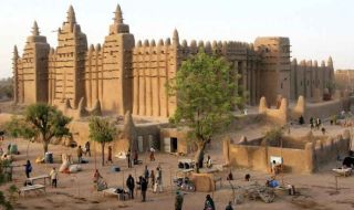 Убиха 11-годишно дете при обстрел на град Тимбукту в Мали