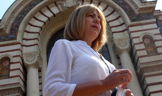 Кметът на София на премиера в Театър "Възраждане"