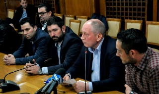 Бъдещето на Нефтохимик е под въпрос