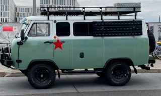Продава се УАЗ-ка, модернизирана от германци и отговаряща на стандарта Euro 6