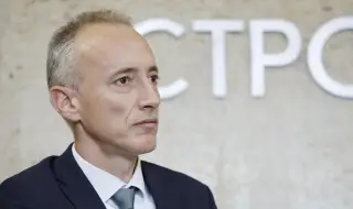 Красимир Вълчев: Най-рано през 2026 г. ще има избираем час по "Добродетели и религии"