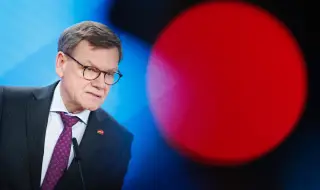 Нови дипломатически канали между САЩ и Иран: възможна среща в Пакистан