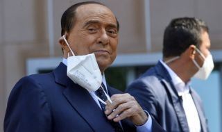 Силвио Берлускони отново е в болница