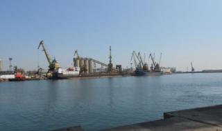 Незаконен италиански боклук и на пристанището в Бургас