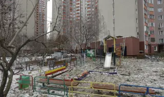 Зеленски ще продължи да бави мирния процес