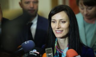 Александър Урумов: Внушената глупост на Габриел да иска оставка на главен прокурор е довела до нейното уволнение от ЕК