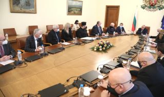 Удължават мярката 60/40 до 31 май