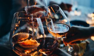 Употребата на големи количества алкохол между 20 и 40 години крие риск от инсулт