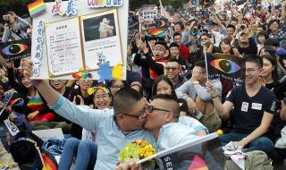Тайван отхвърли еднополовите бракове