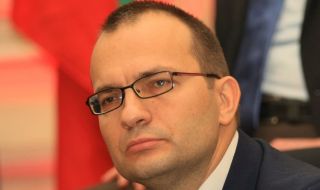 Мартин Димитров за ФАКТИ: В трудови лагери ли ще бъдат изпратени онези 533 526 човека, които гласуваха срещу "Белене"?