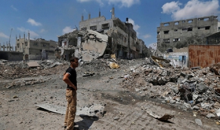 Израел бомбардира сирийско селище