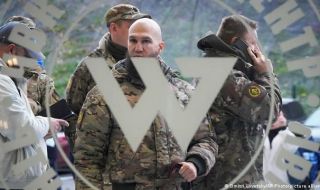 Бият ли се сърби и хървати в Украйна?
