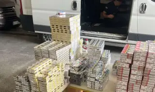 Хванаха три коли с тайници за цигари към Румъния