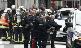 Драма в Париж: Мъж хвърли двете си деца от 5-ия етаж на сграда, преди да се самоубие