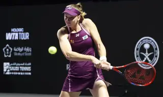 Елена Рибакина покори WTA Финалите с бляскава победа над Арина Сабаленка