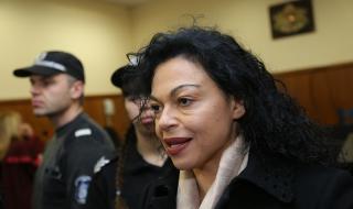 Евгения Банева остава в ареста