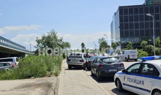 Гонка до летище София, хванаха джип с мигранти, шофьорът избяга