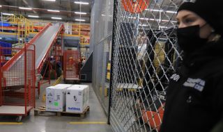 В България пристигна нова пратка с ваксини