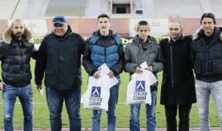 Левскарите, помогнали на възрастна жена, получиха покана за мача с Италия