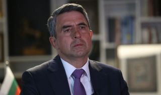 Плевнелиев: Трифонов е зависим от Доган