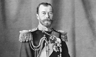 Ексхумираха останките на Николай II