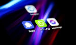 Русия глоби Фейсбук и Телеграм