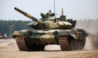 Русия подари танкове на Сърбия. Вучич: "Танкистите ни са доволни"