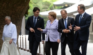 Лидерите на Г-7 обсъждат бежанската криза